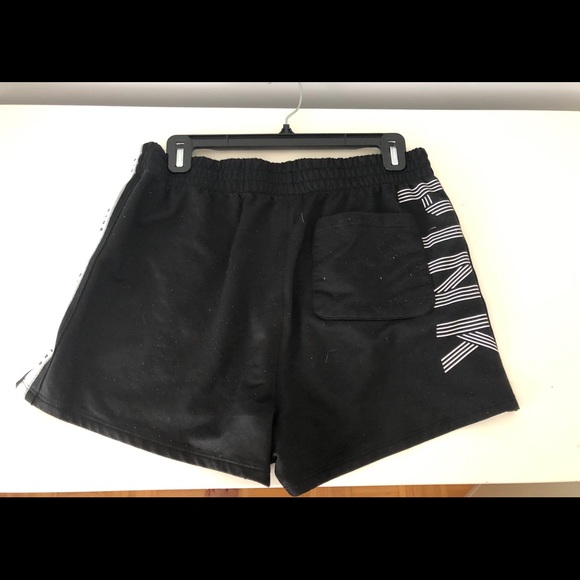 High waisted Active Shorts - Picture 2 of 2